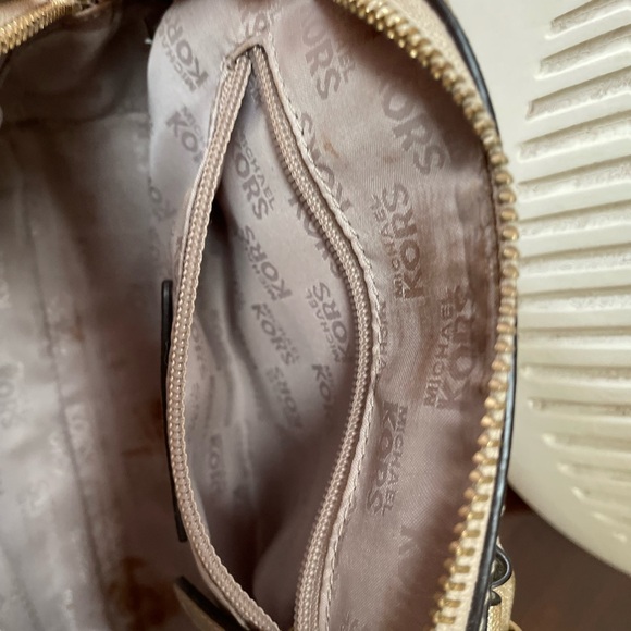 MK Gold Metallic Crossbody Purse Pocketbook - Picture 10 of 13